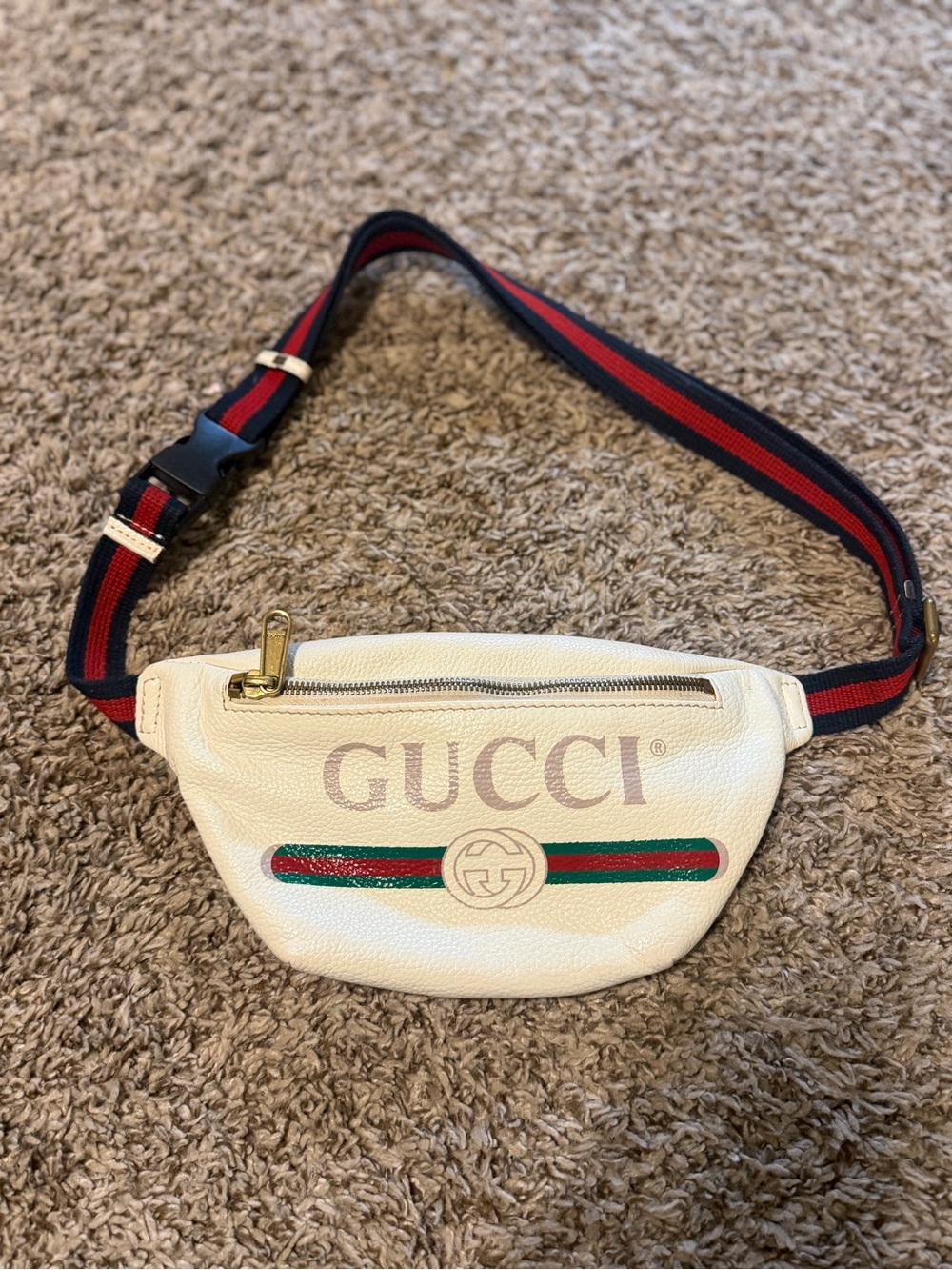 Authentic Gucci Beltbag Belt Logo Ivory Leather